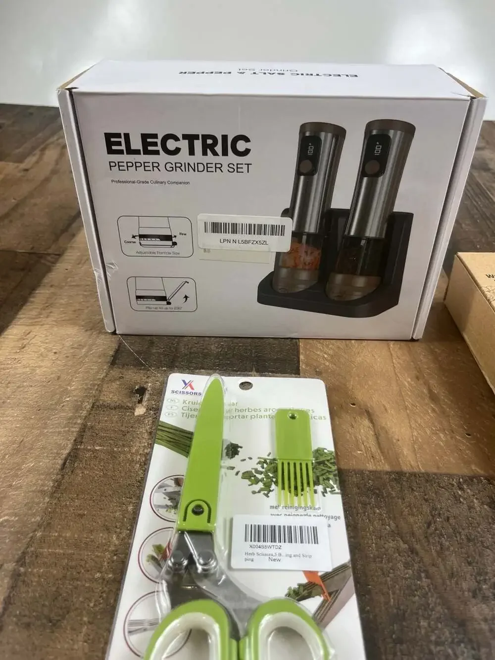 Kitchen Set Electric Salt‎ Pepper Grinder , 5 Blade Herb Scissors, Wooden Spoons